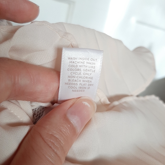 Floral Sweater with Pleated Detail - Picture 6 of 6